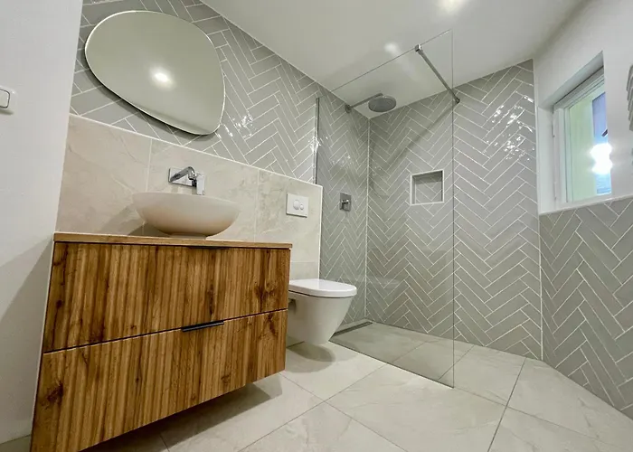 Modernes Altstadt Daire